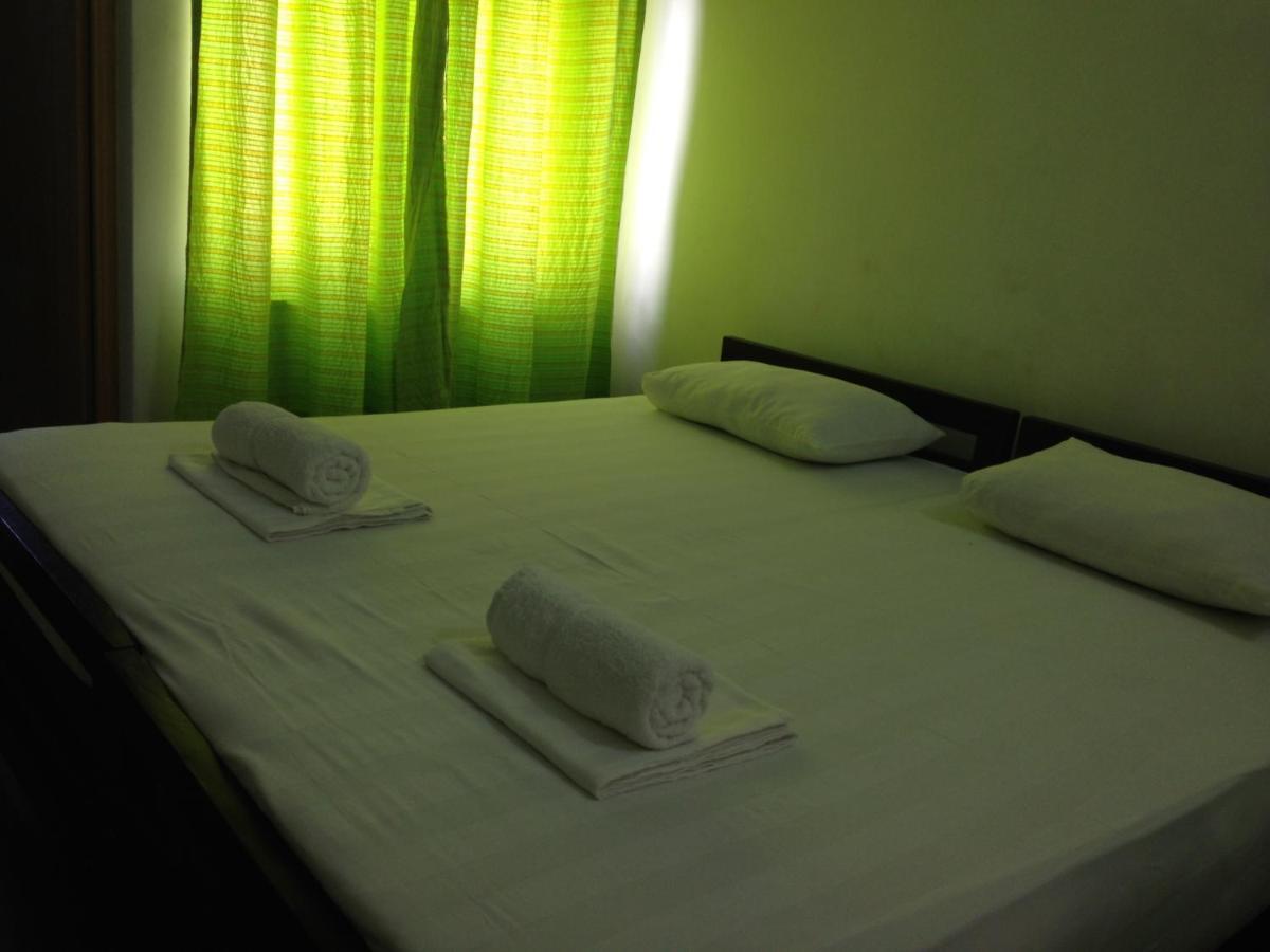 Hamilton House Hotel Negombo Bagian luar foto
